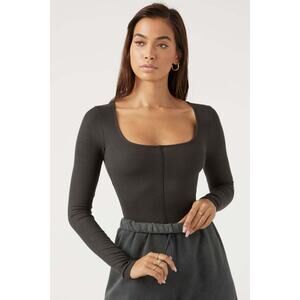 Joah Brown Classic Scoop Long Sleeve Vintage Black Rib Top Size S/M